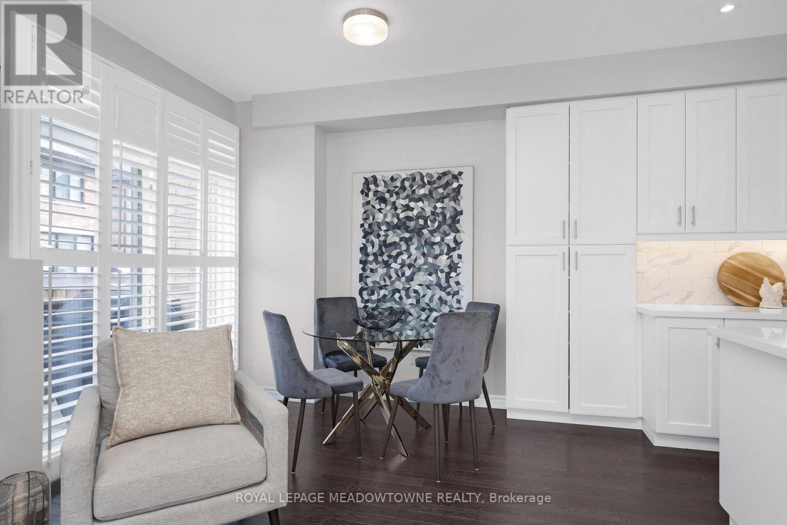 












628 BEAM COURT

,
Milton,




Ontario
L9E1L3

