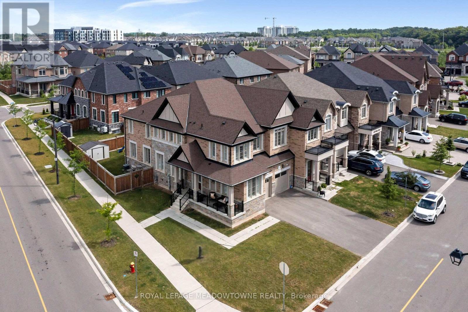 












628 BEAM COURT

,
Milton,




Ontario
L9E1L3

