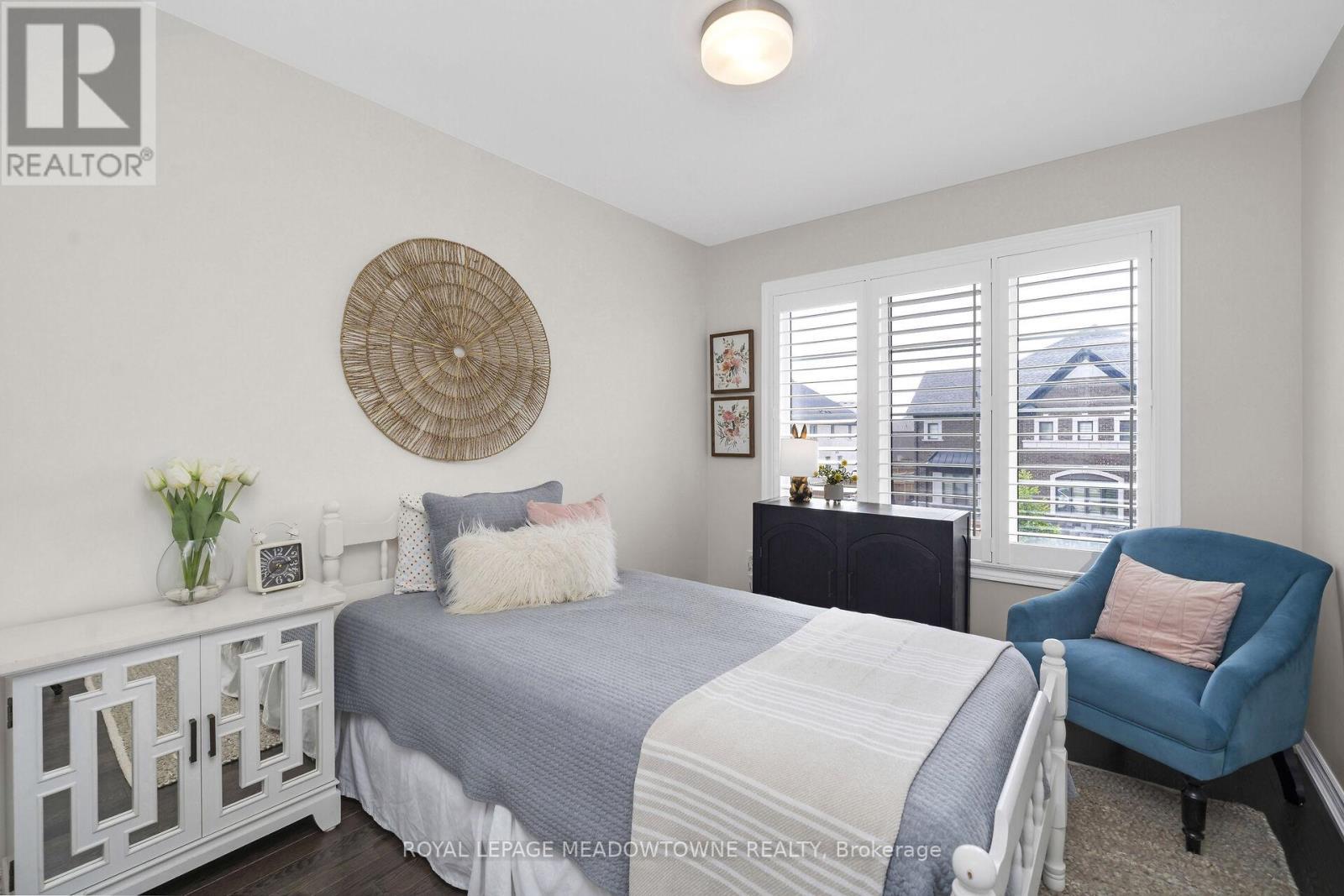 












628 BEAM COURT

,
Milton,




Ontario
L9E1L3

