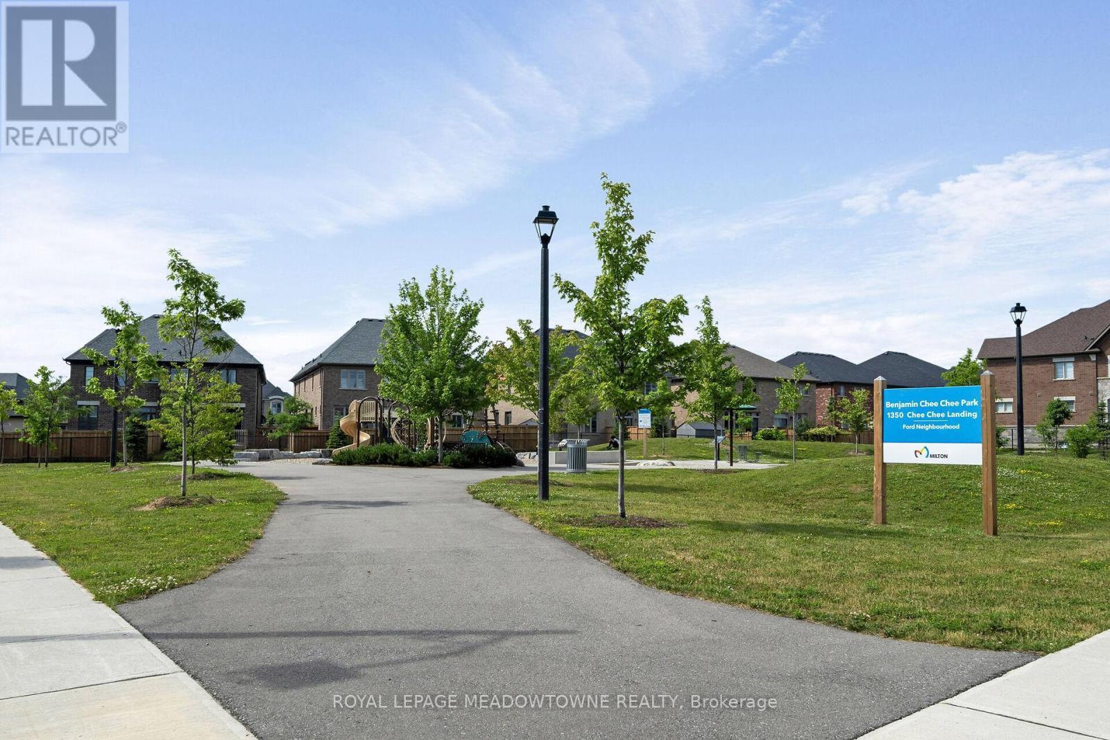 












628 BEAM COURT

,
Milton,




Ontario
L9E1L3

