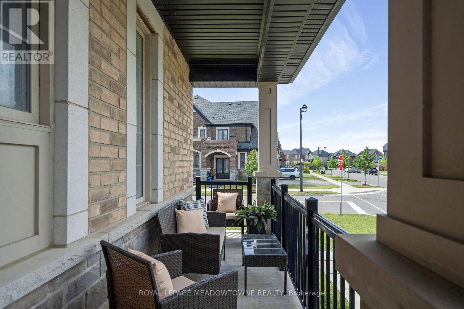 












628 BEAM COURT

,
Milton,




Ontario
L9E1L3

