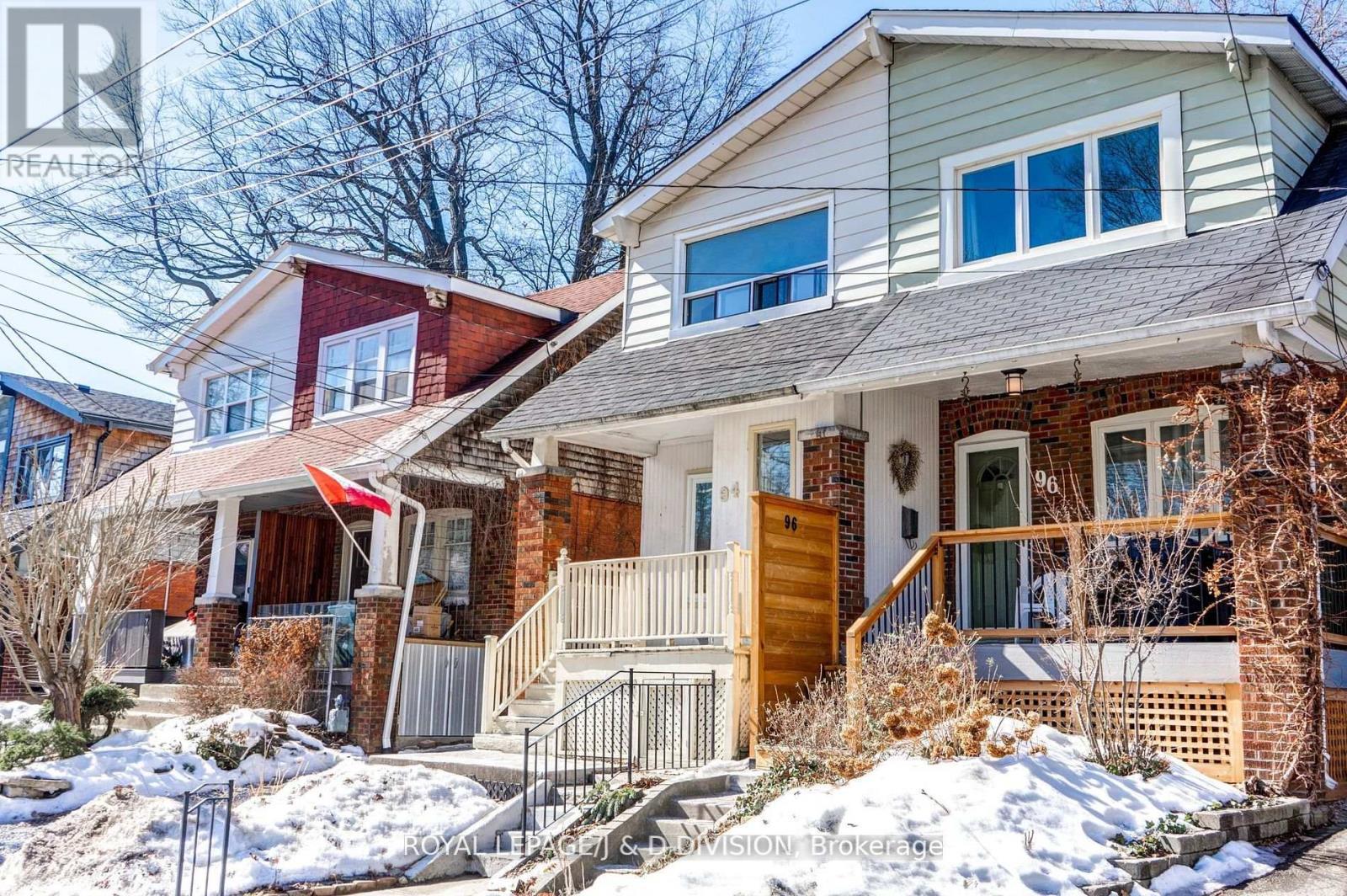 












94 BROOKSIDE DRIVE

,
Toronto,




Ontario
M4E2M1

