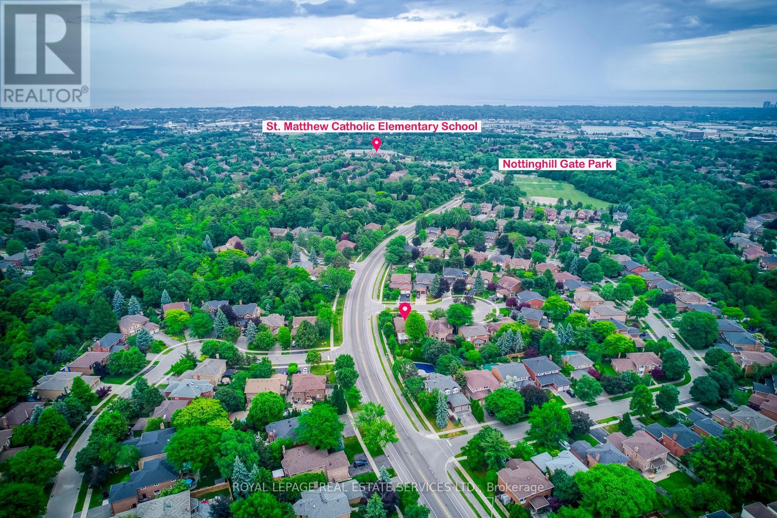 












1143 CHAPELTON PLACE

,
Oakville,




Ontario
L6M2B1

