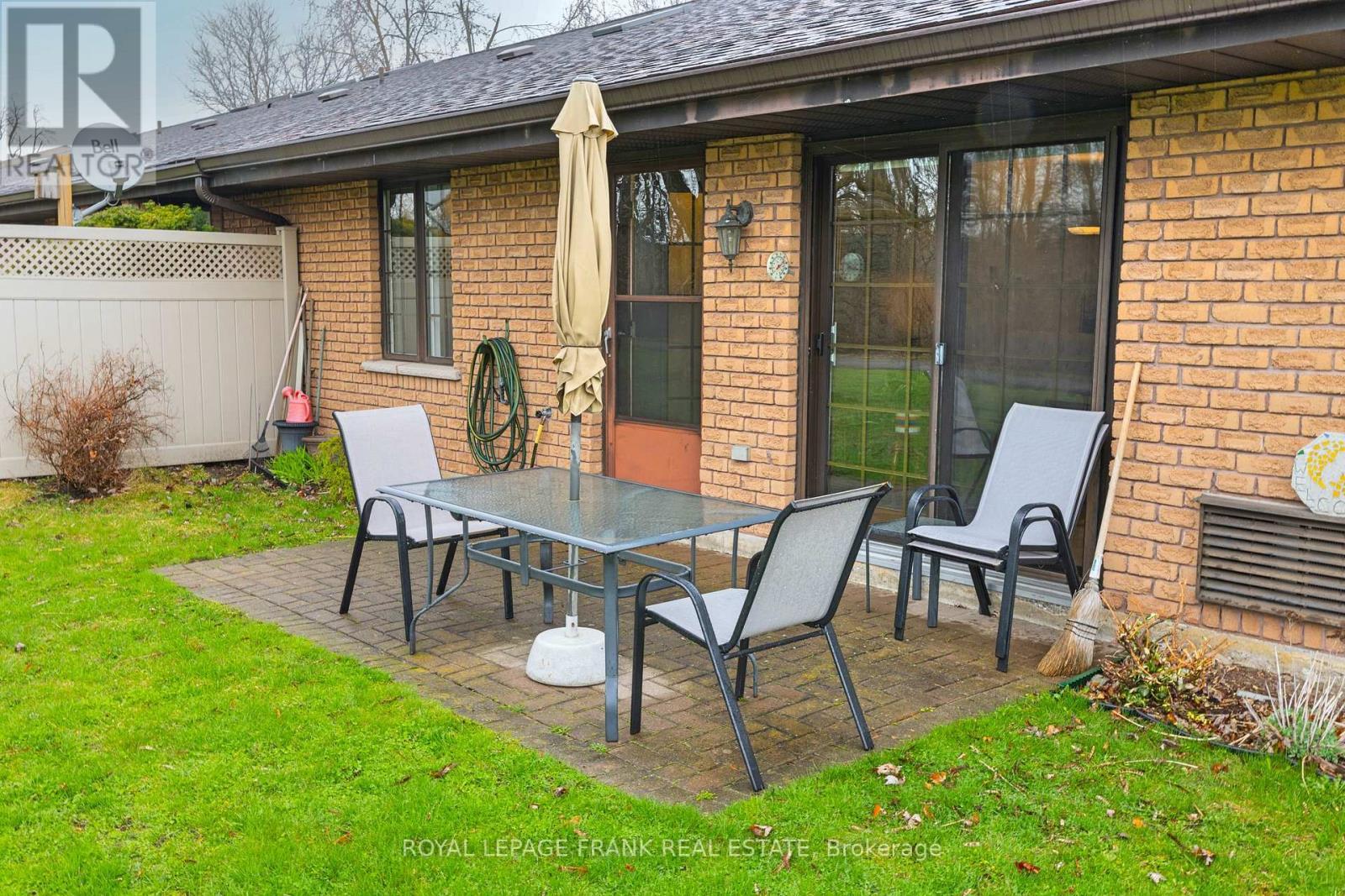 












1 - 21 PADDOCK WOOD

,
Peterborough East (North),




Ontario
K9H7H2

