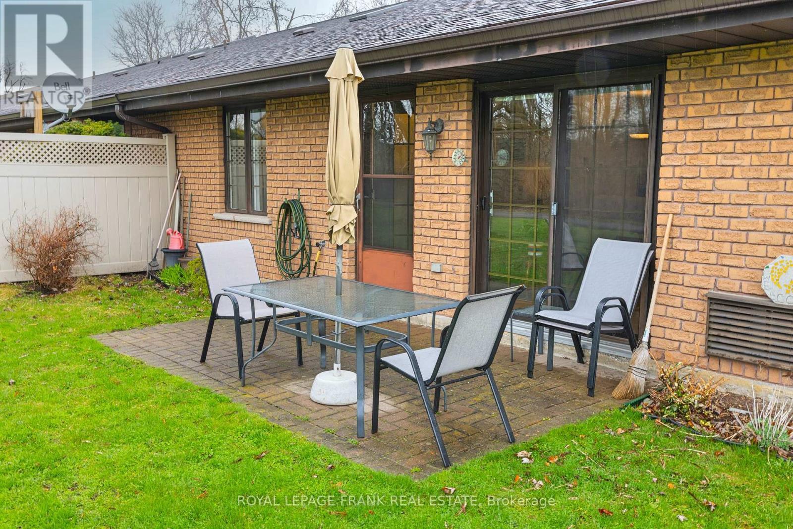 












1 - 21 PADDOCK WOOD

,
Peterborough (Ashburnham Ward 4),




Ontario
K9H7H2

