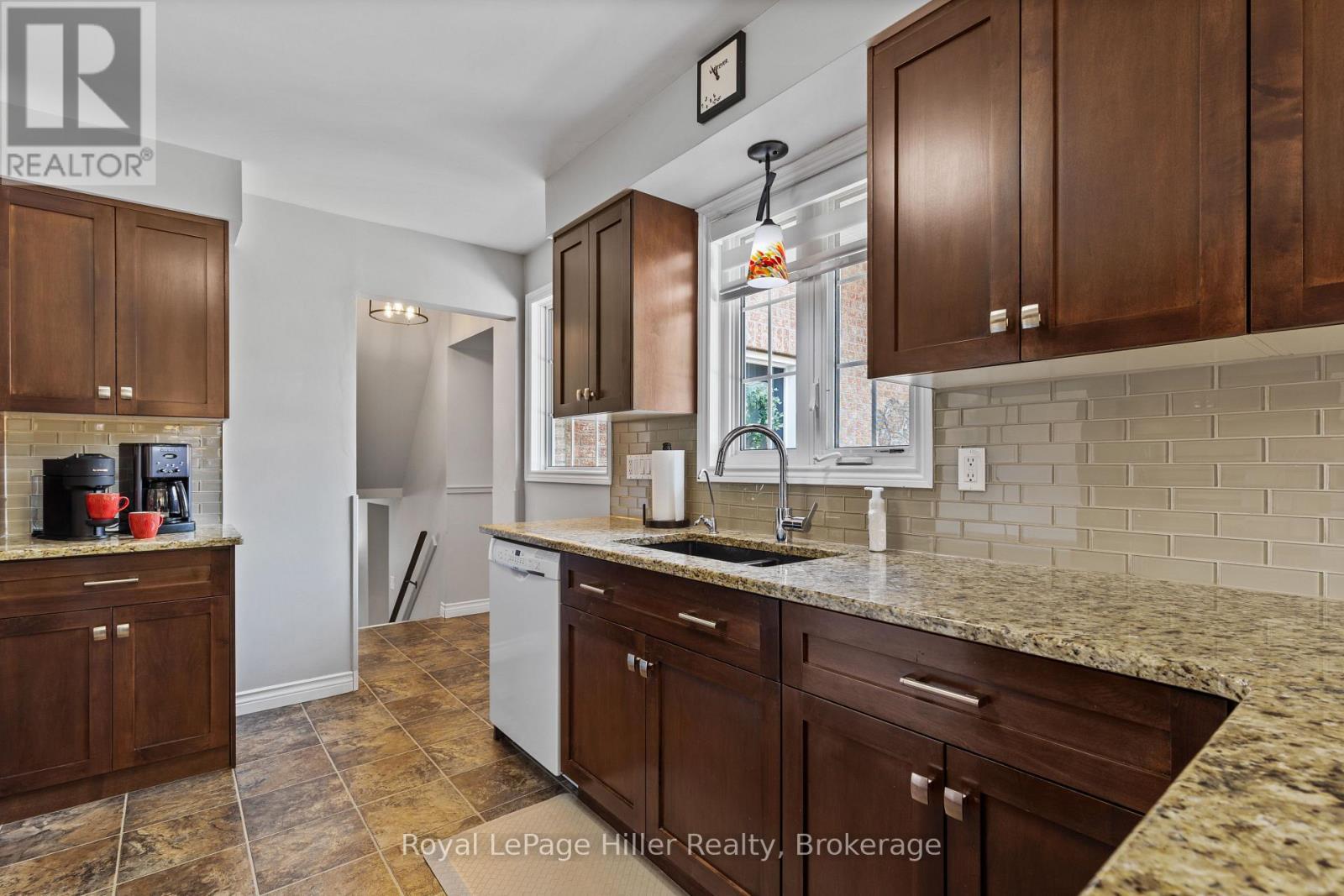 












47 WINDEMERE CRESCENT

,
Stratford,




Ontario
N5A6A8

