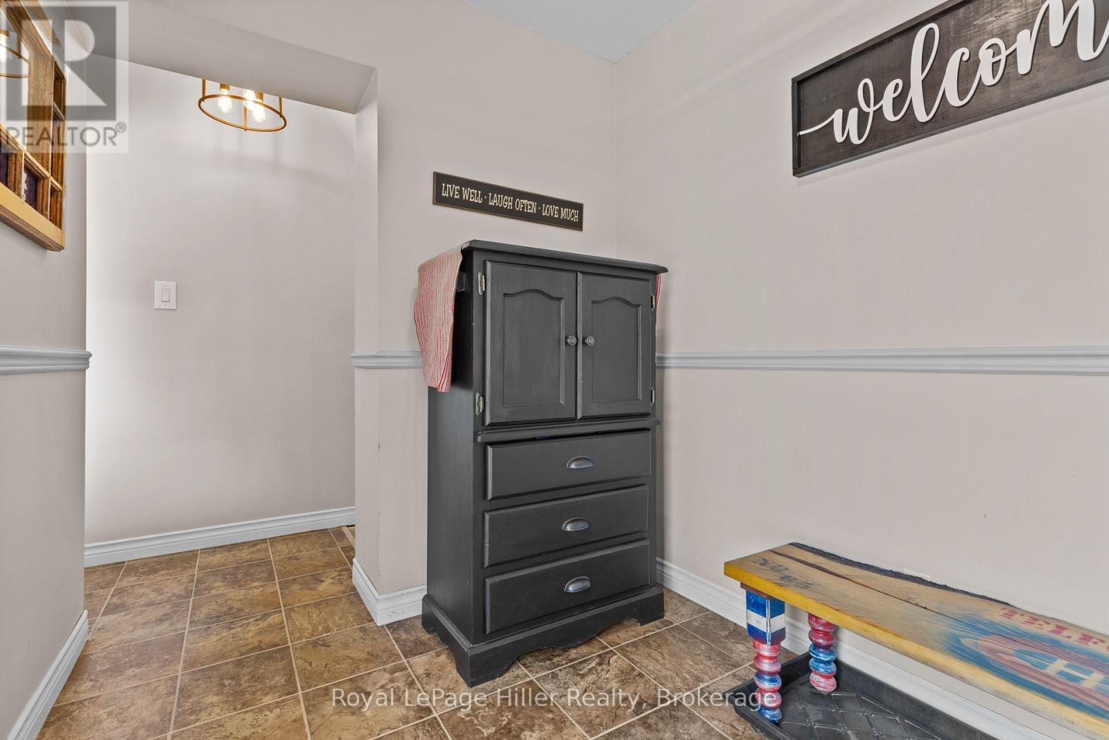 












47 WINDEMERE CRESCENT

,
Stratford,




Ontario
N5A6A8

