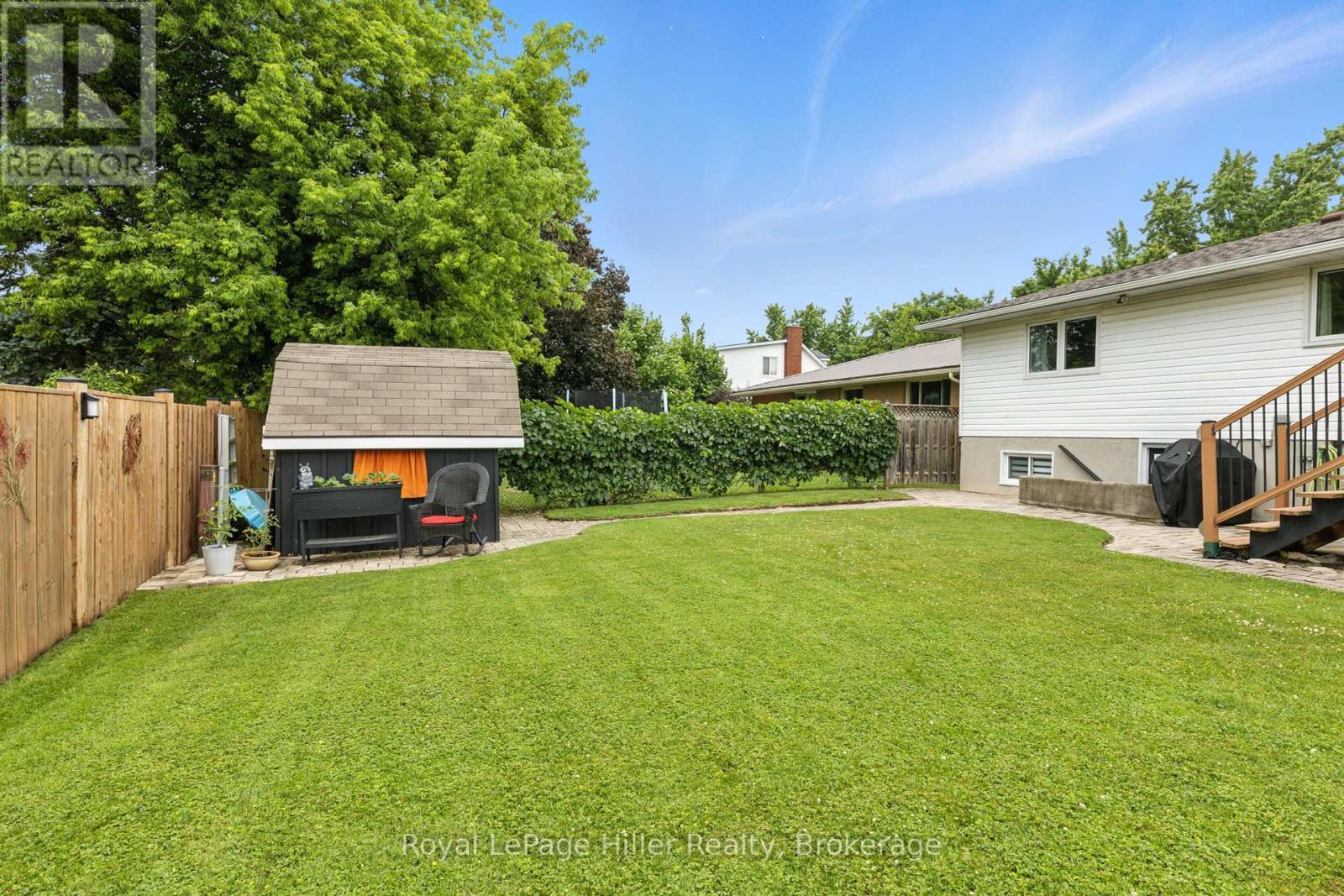 












47 WINDEMERE CRESCENT

,
Stratford,




Ontario
N5A6A8

