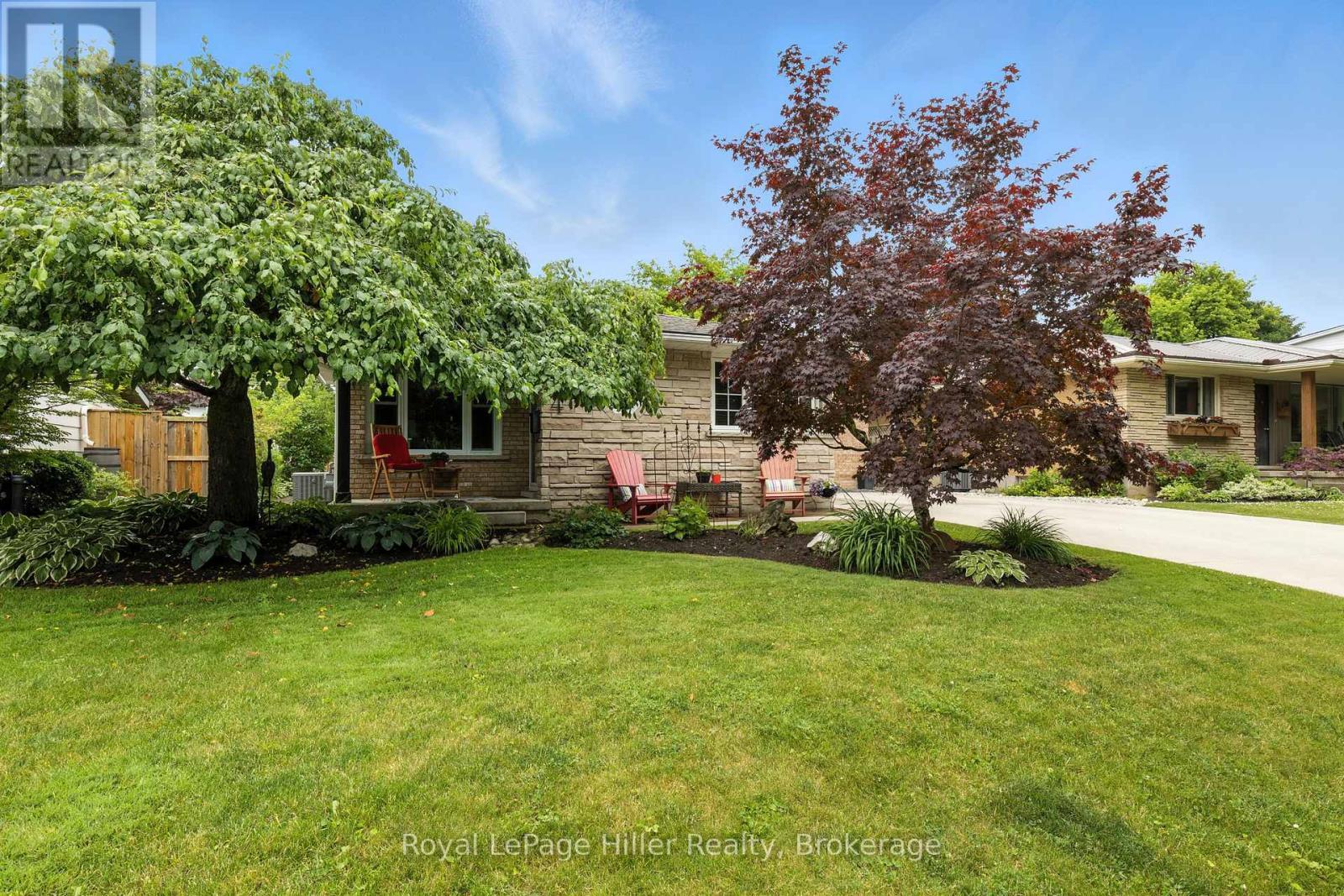 












47 WINDEMERE CRESCENT

,
Stratford,




Ontario
N5A6A8

