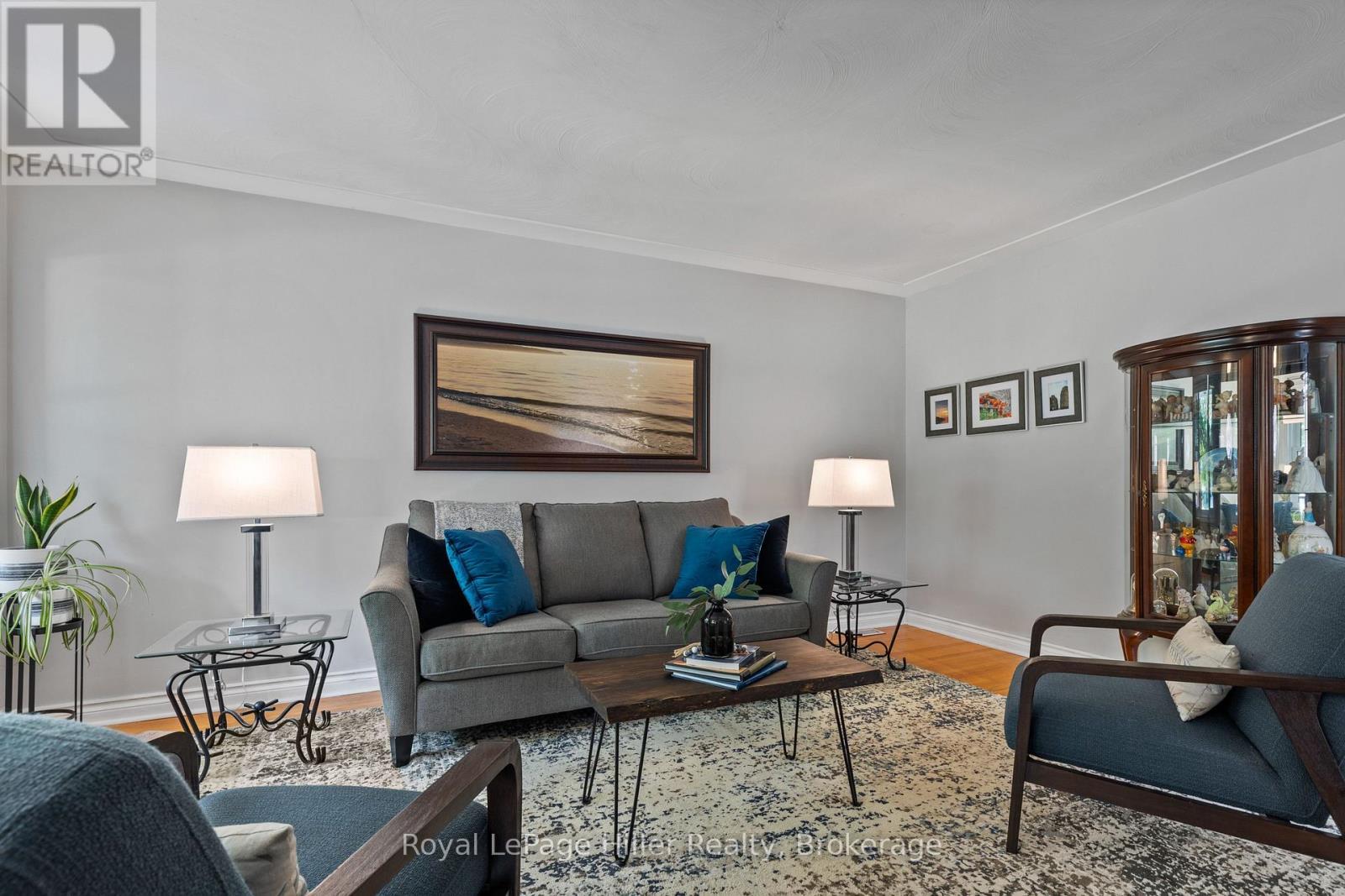 












47 WINDEMERE CRESCENT

,
Stratford,




Ontario
N5A6A8

