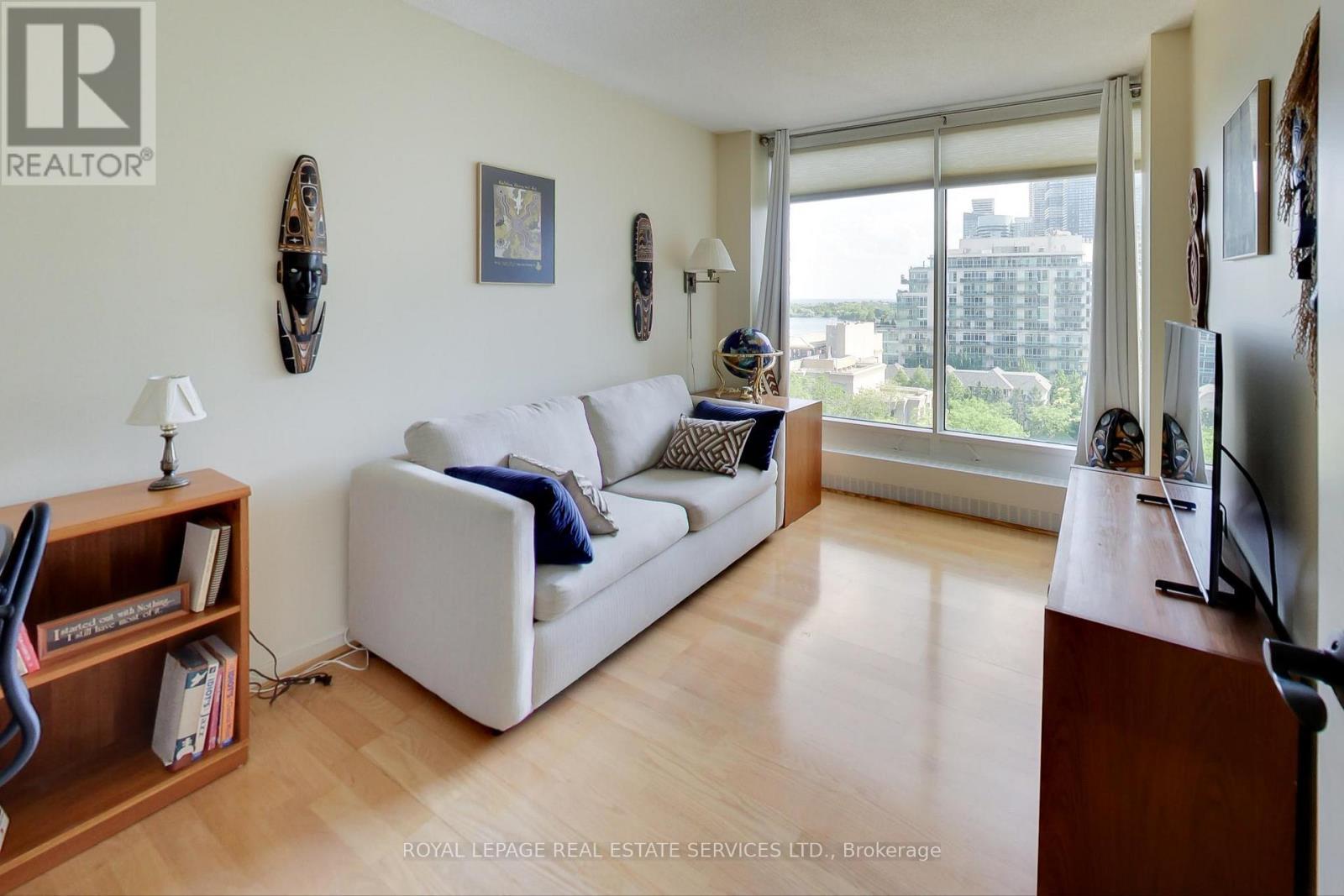 












904 - 2045 LAKE SHORE BOULEVARD W

,
Toronto,




Ontario
M8V2Z6

