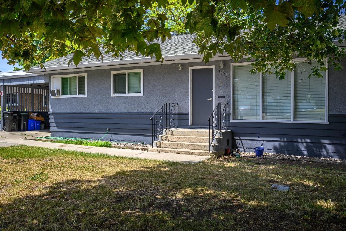 









1903


29

Crescent,
Vernon,




BC
V1T 1Y6

