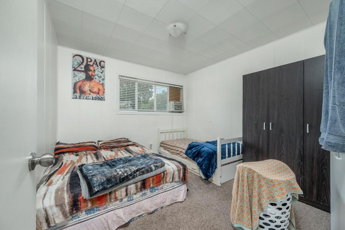 









1903


29

Crescent,
Vernon,




BC
V1T 1Y6

