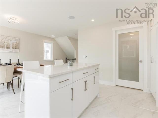 












2094 322 Higgins Avenue

,
Beechville,




NS
B3T 0N3

