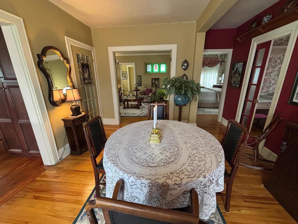 












650 George Street

,
New Waterford,




NS
B1H 4E6

