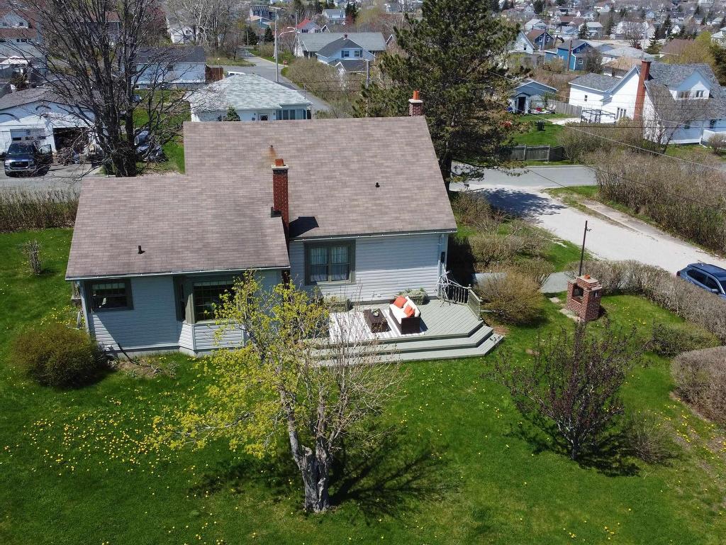 












650 George Street

,
New Waterford,




NS
B1H 4E6


