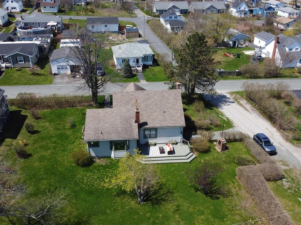 












650 George Street

,
New Waterford,




NS
B1H 4E6

