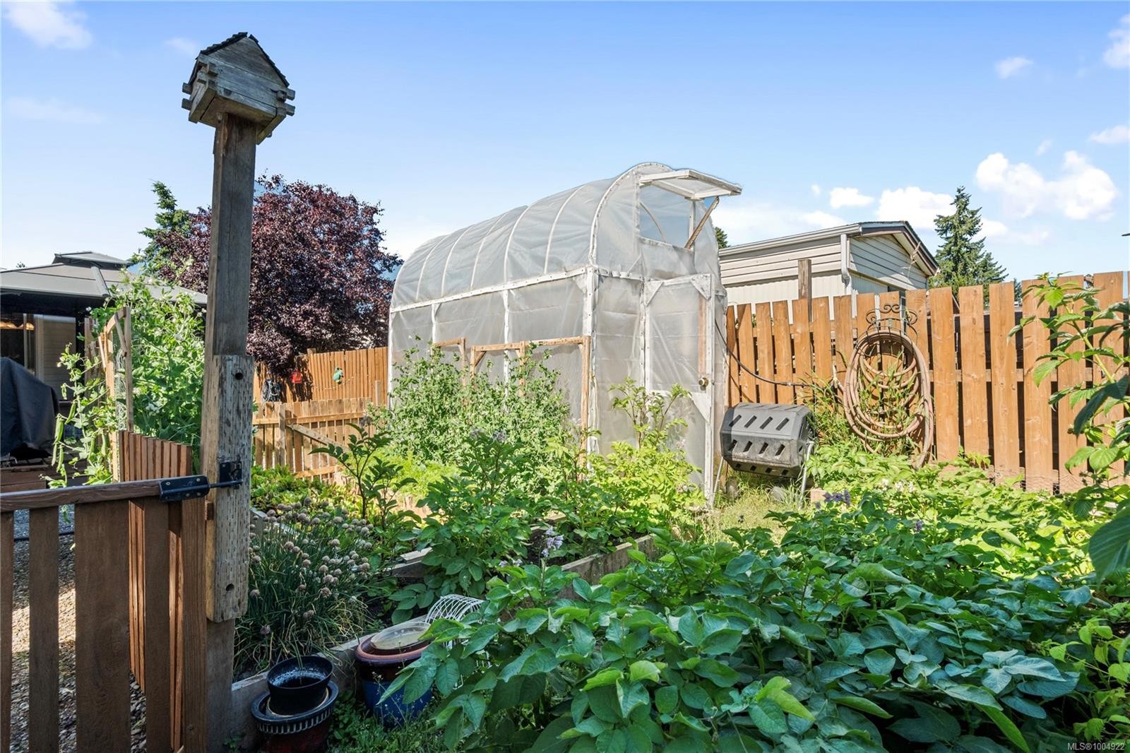 









1700


Alberni

Hwy, 20,
Coombs,




BC
V0R 1M0

