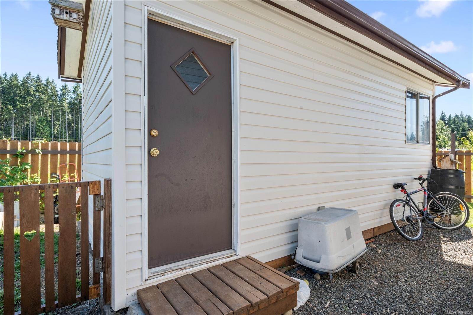 









1700


Alberni

Hwy, 20,
Coombs,




BC
V0R 1M0

