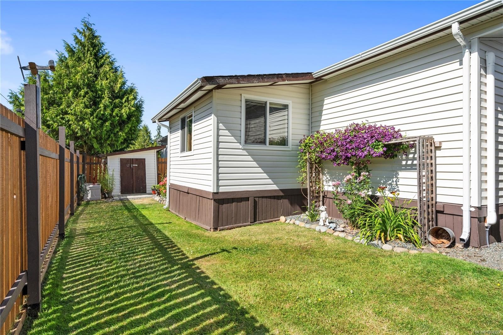 









1700


Alberni

Hwy, 20,
Coombs,




BC
V0R 1M0

