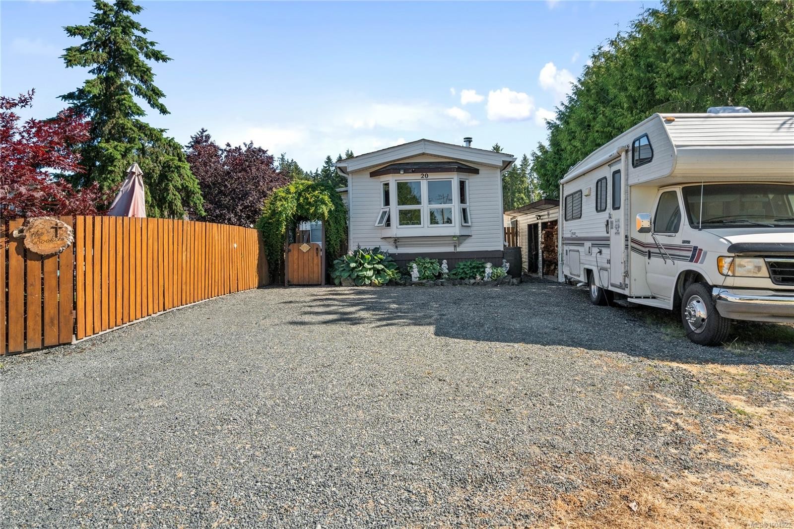 









1700


Alberni

Hwy, 20,
Coombs,




BC
V0R 1M0

