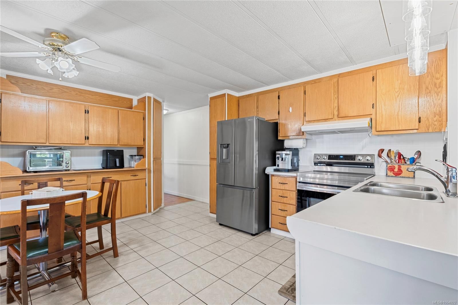 









1700


Alberni

Hwy, 20,
Coombs,




BC
V0R 1M0

