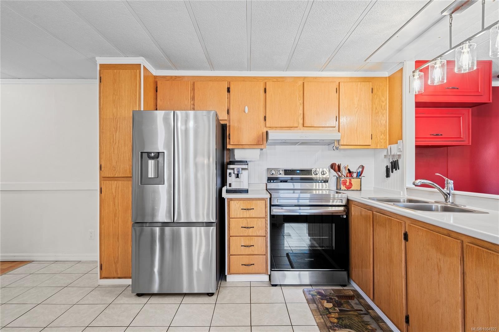 









1700


Alberni

Hwy, 20,
Coombs,




BC
V0R 1M0

