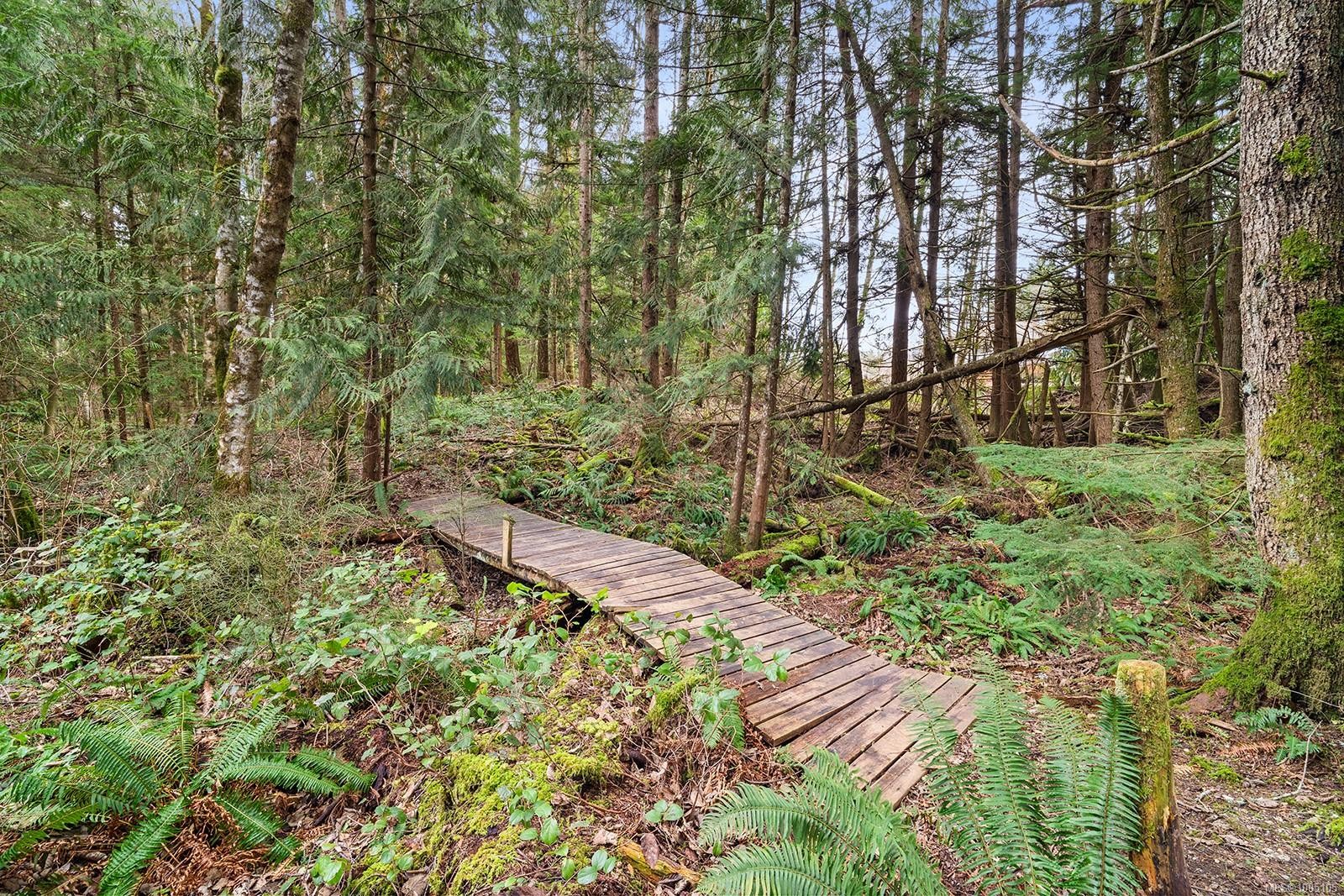 









1065


Spider Lake

Rd,
Qualicum Beach,




BC
V9K 2L7

