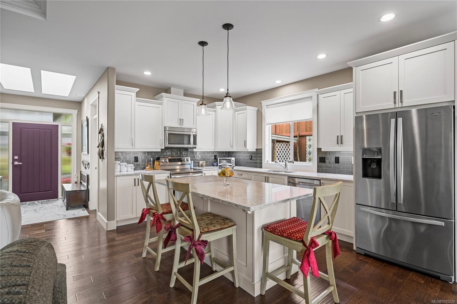 









833


Retegno

Ave,
Parksville,




BC
V9P 0C3

