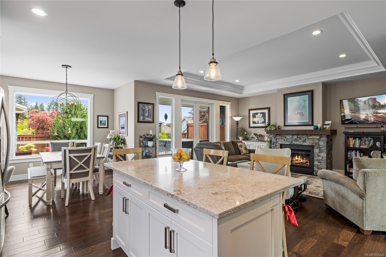 









833


Retegno

Ave,
Parksville,




BC
V9P 0C3

