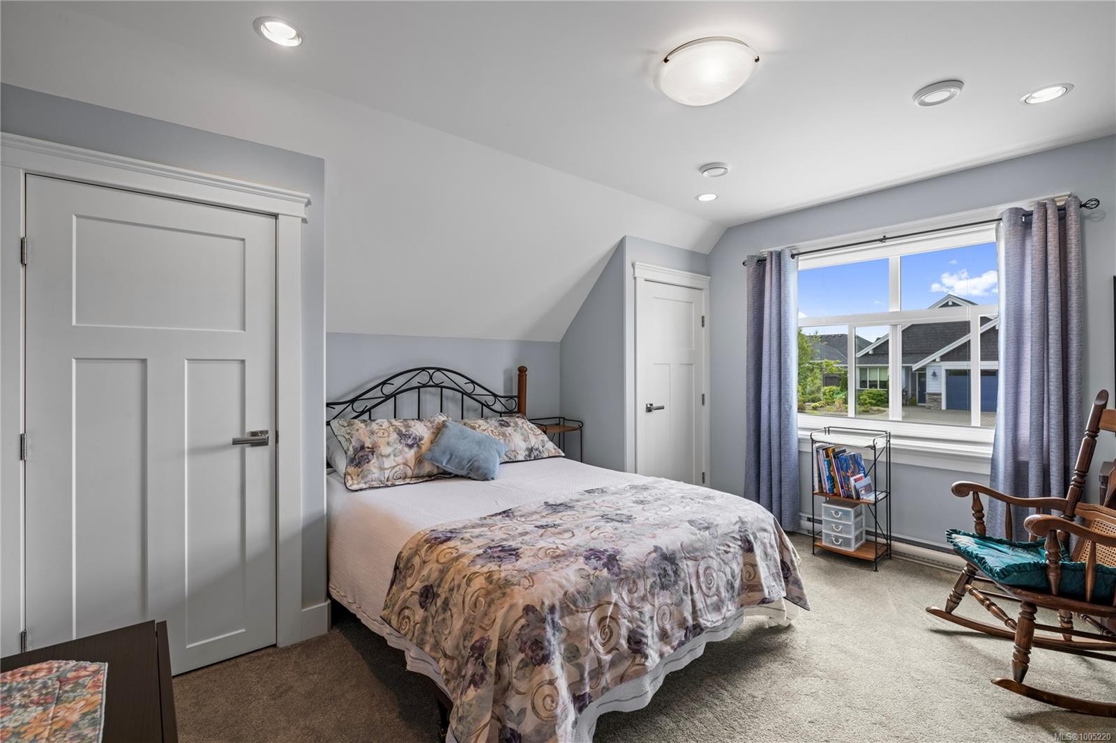 









833


Retegno

Ave,
Parksville,




BC
V9P 0C3


