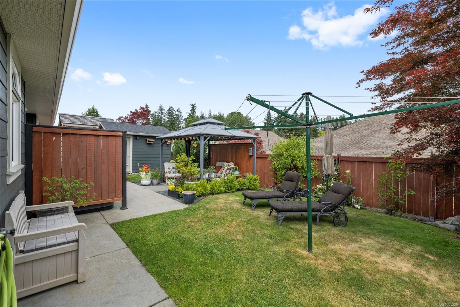 









833


Retegno

Ave,
Parksville,




BC
V9P 0C3

