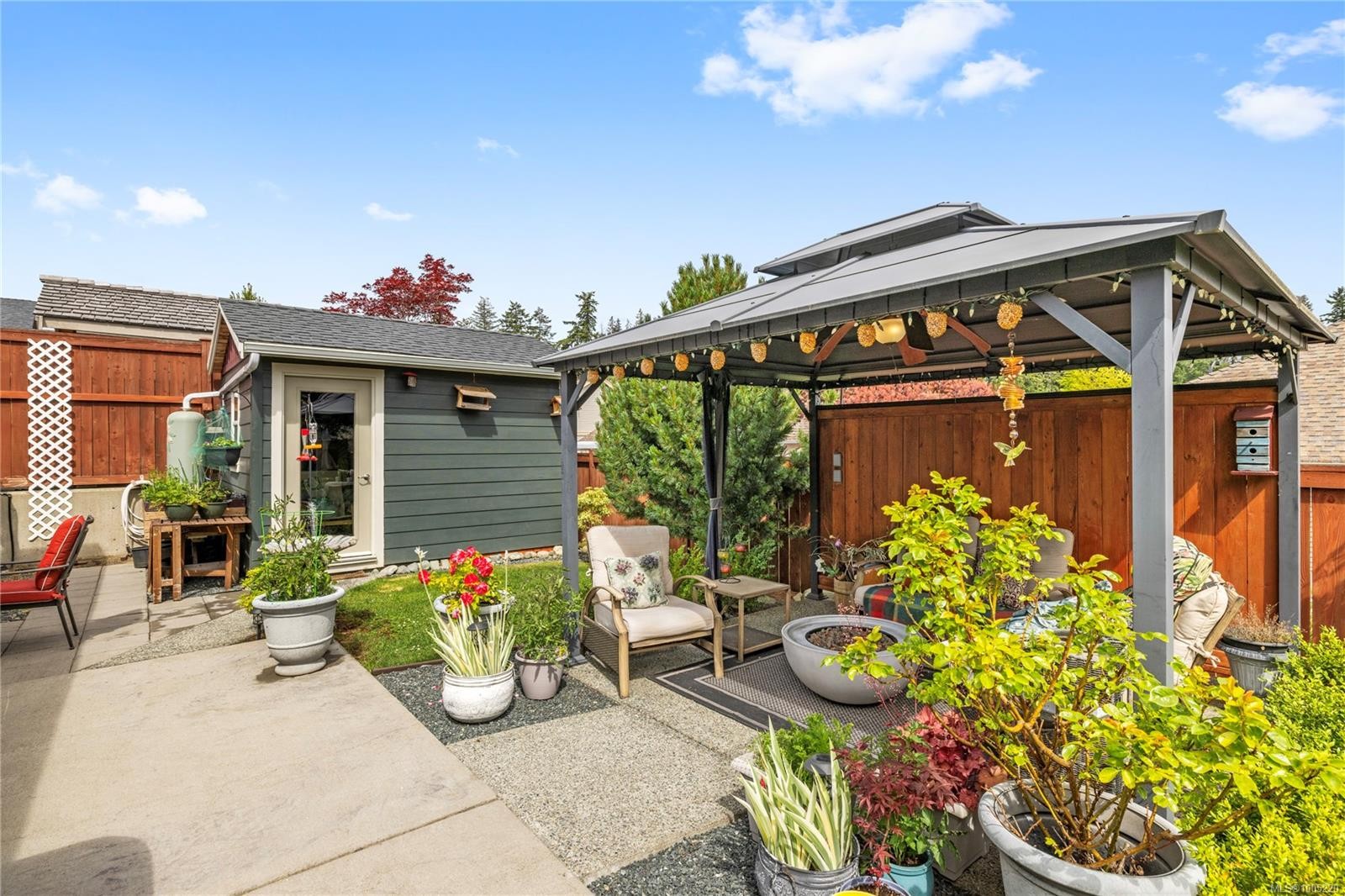 









833


Retegno

Ave,
Parksville,




BC
V9P 0C3

