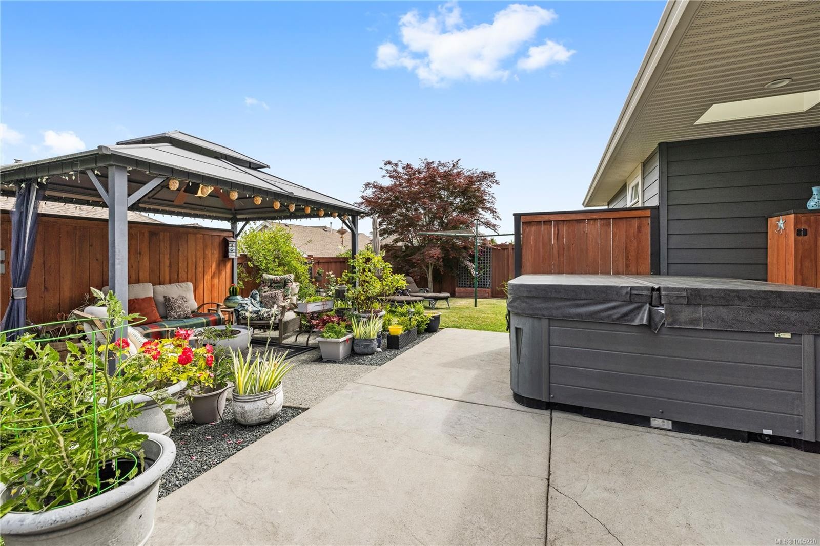









833


Retegno

Ave,
Parksville,




BC
V9P 0C3

