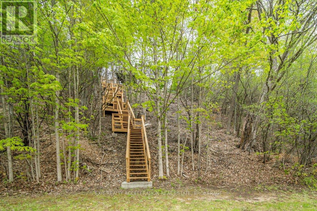 












4715 COUNTY RD 9

,
Greater Napanee (Greater Napanee),




Ontario
K7R3K8

