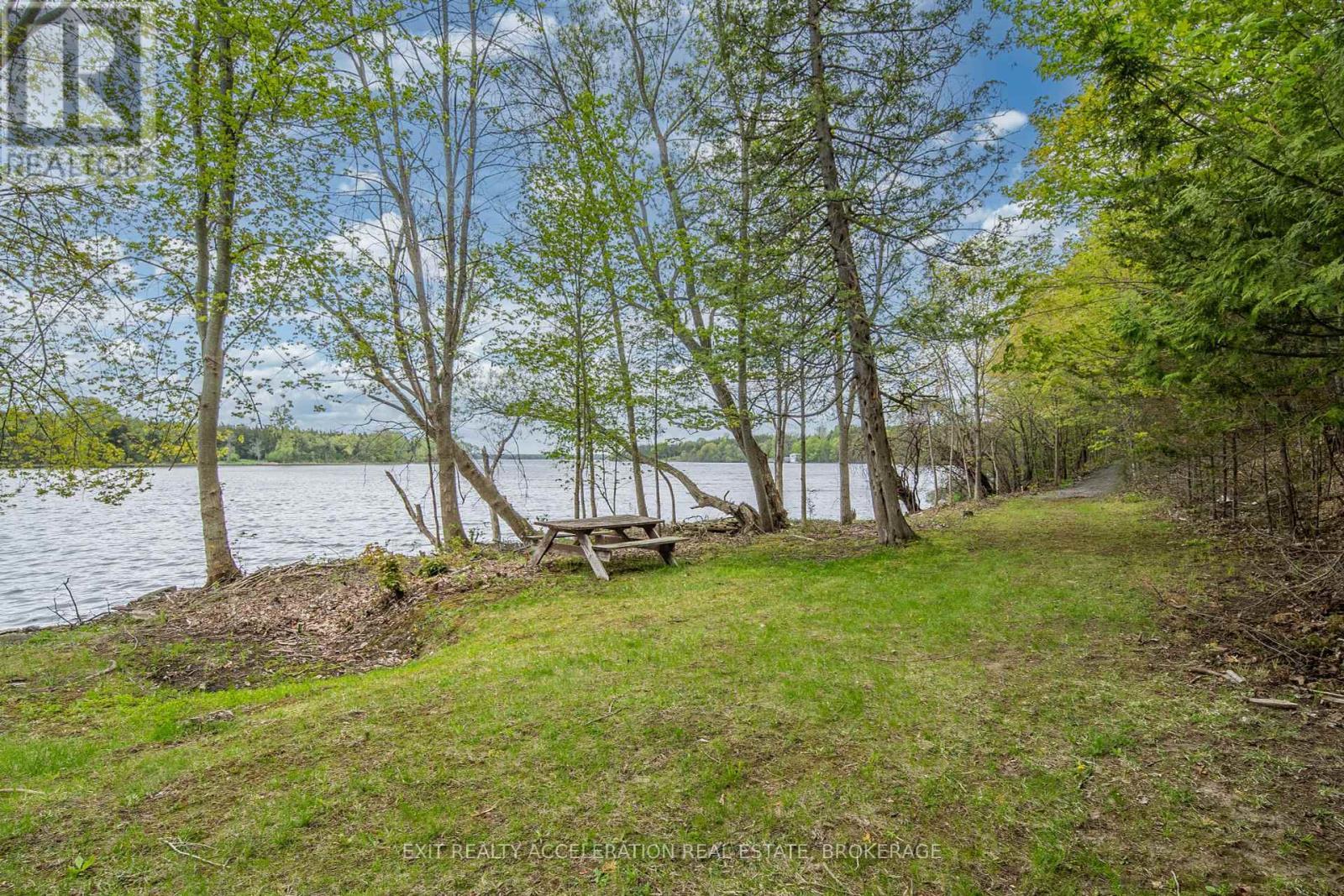 












4715 COUNTY RD 9

,
Greater Napanee (Greater Napanee),




Ontario
K7R3K8

