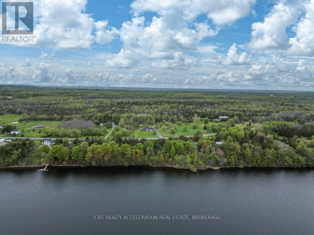 












4715 COUNTY RD 9

,
Greater Napanee (Greater Napanee),




Ontario
K7R3K8

