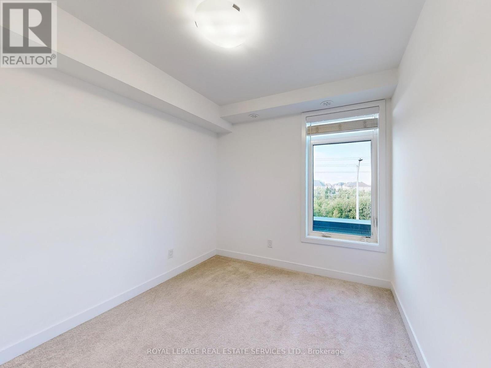 












304 - 3058 SIXTH LINE

,
Oakville,




Ontario
L6M1P8

