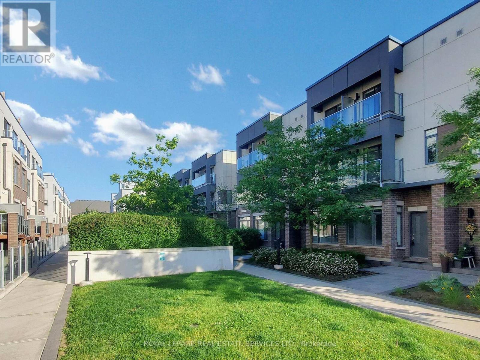 












304 - 3058 SIXTH LINE

,
Oakville,




Ontario
L6M1P8

