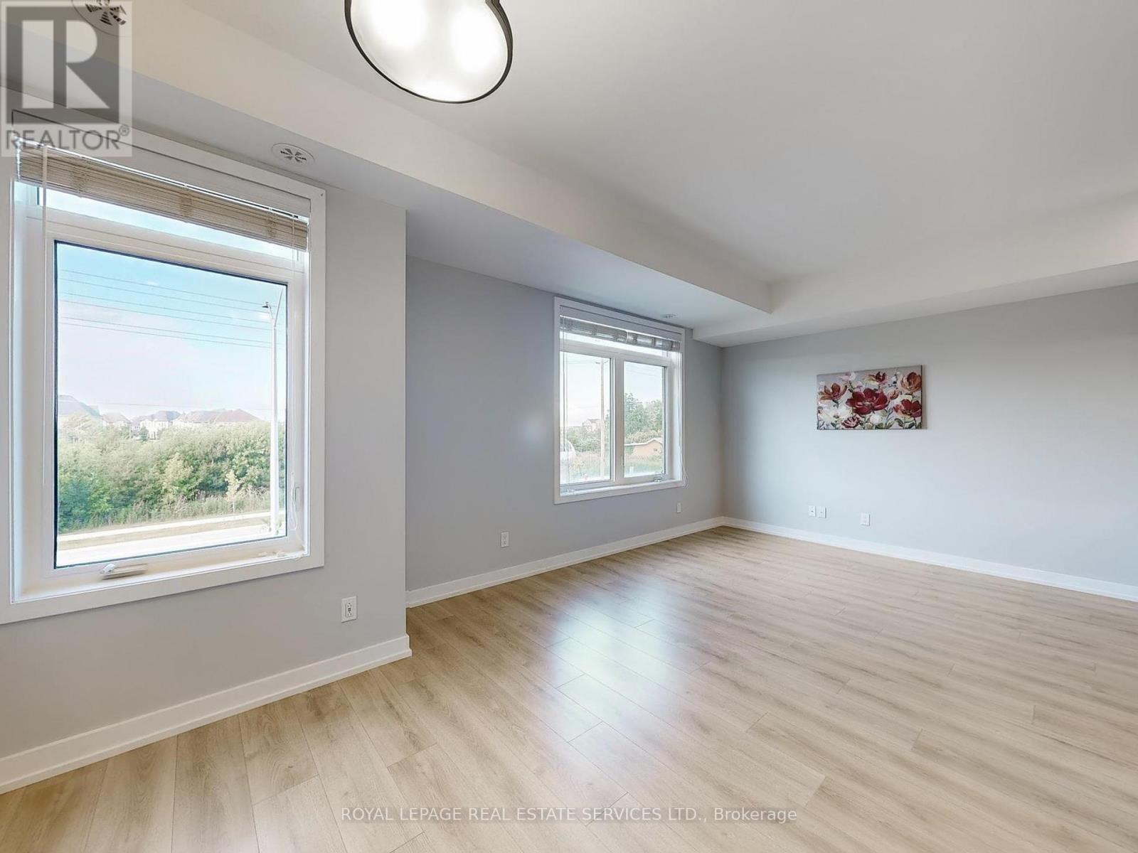 












304 - 3058 SIXTH LINE

,
Oakville,




Ontario
L6M1P8

