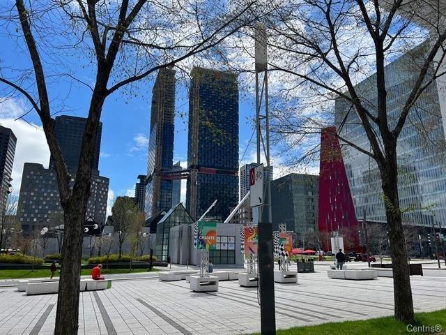 









1


Boul. De Maisonneuve O.

, 817,
Montréal (Ville-Marie),




QC
H2X0E3

