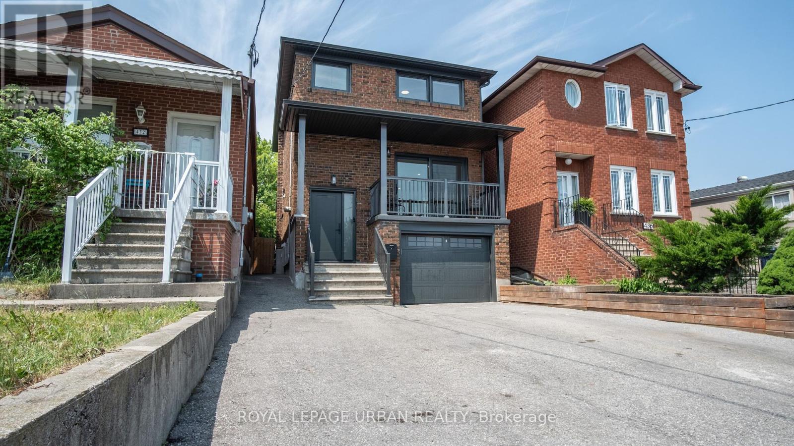 












434 WESTMOUNT AVENUE

,
Toronto,




Ontario
M6E3N5

