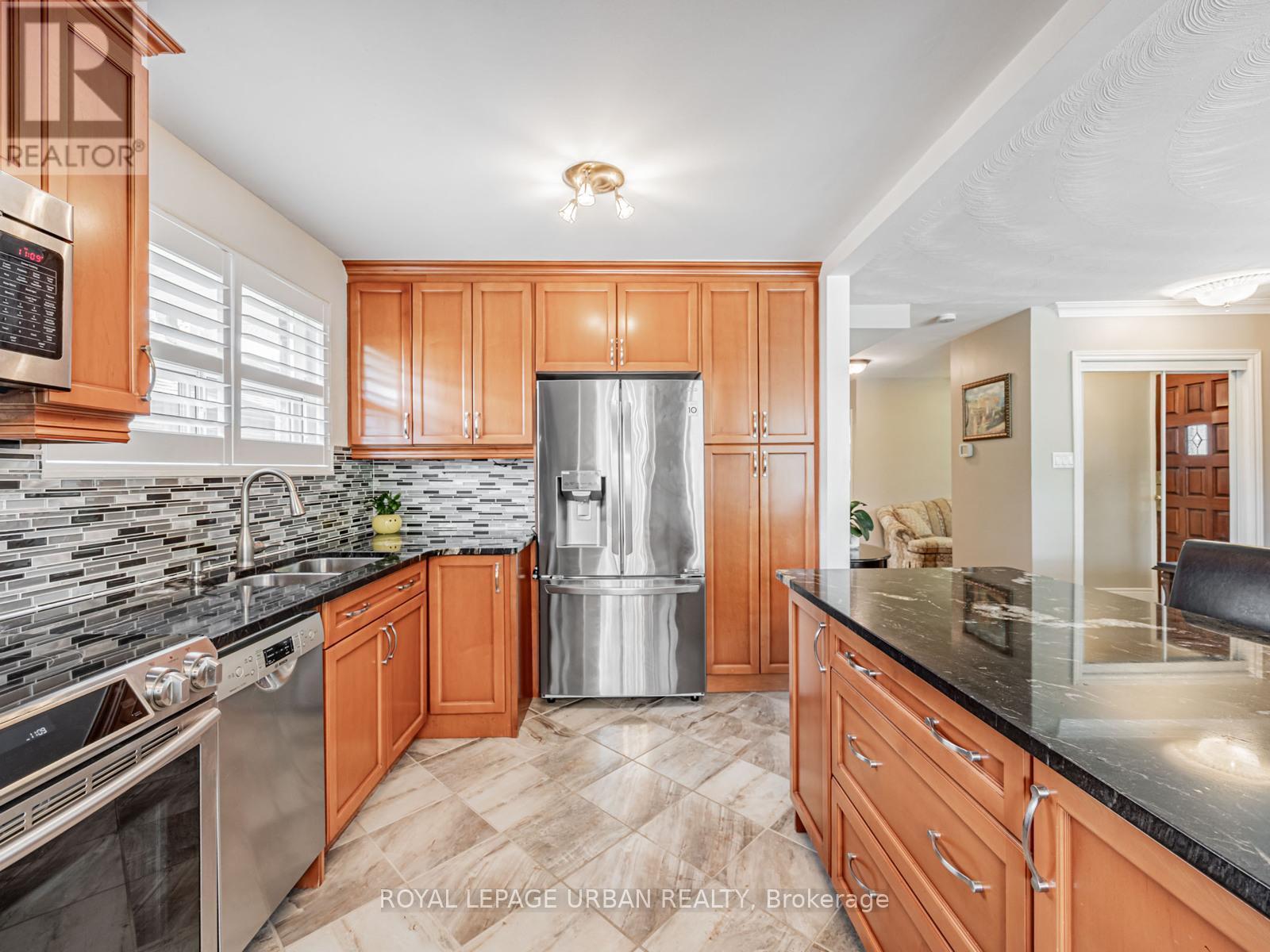 












16 MOZART AVENUE

,
Toronto,




Ontario
M1K2V9

