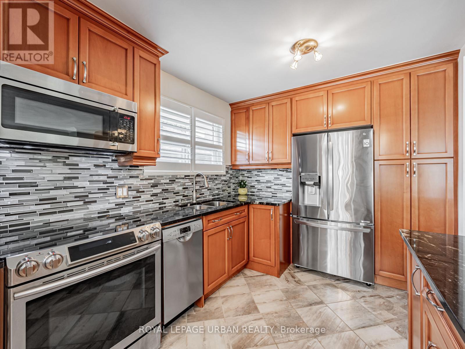 












16 MOZART AVENUE

,
Toronto,




Ontario
M1K2V9

