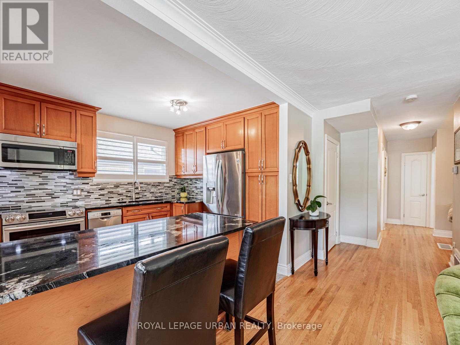 












16 MOZART AVENUE

,
Toronto,




Ontario
M1K2V9

