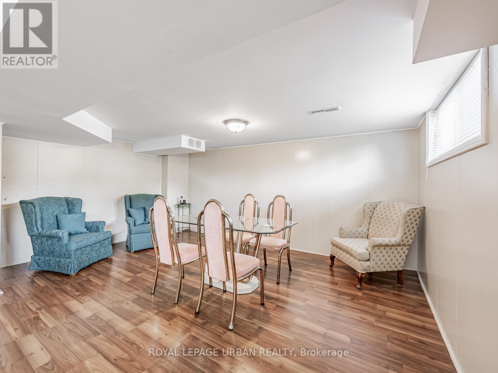 












16 MOZART AVENUE

,
Toronto,




Ontario
M1K2V9

