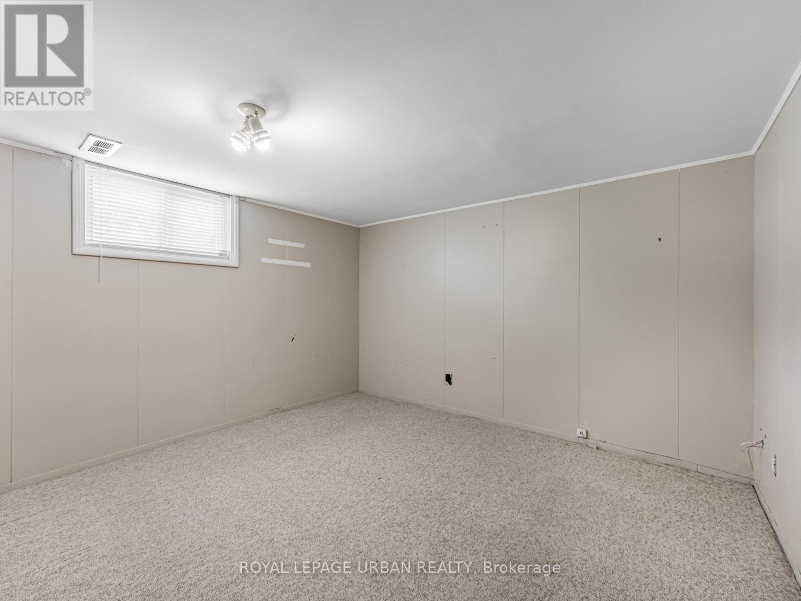 












16 MOZART AVENUE

,
Toronto,




Ontario
M1K2V9

