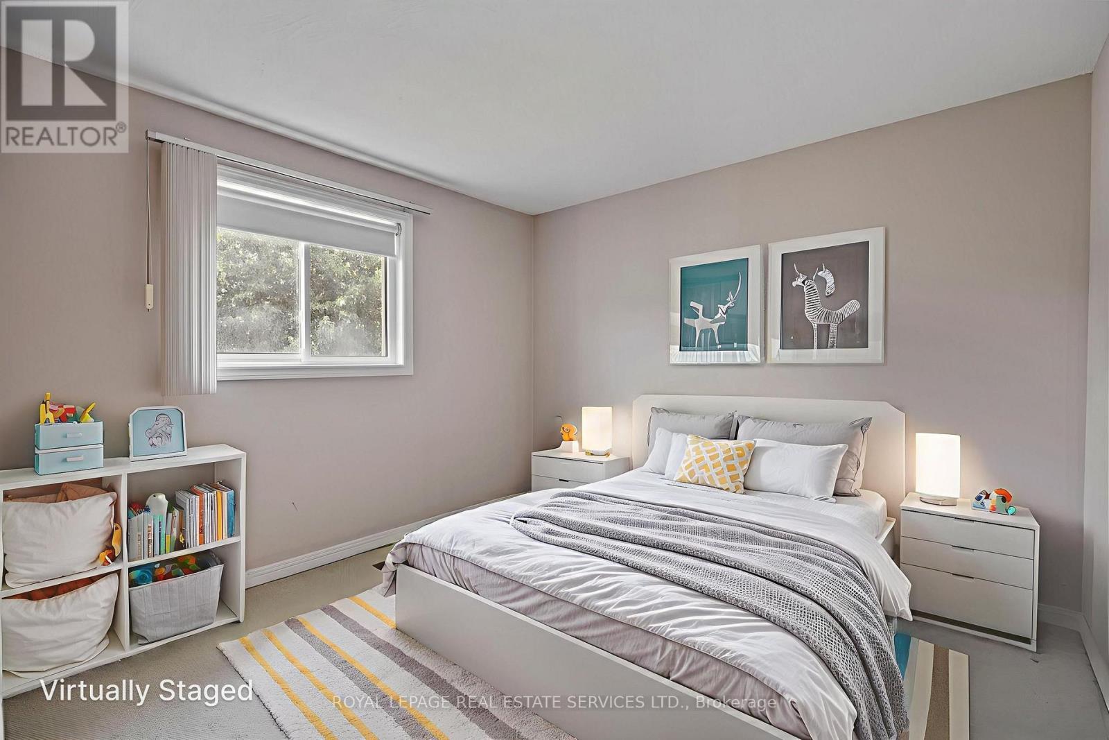 












119 HEATHERTON WAY

,
Vaughan,




Ontario
L4J3E7

