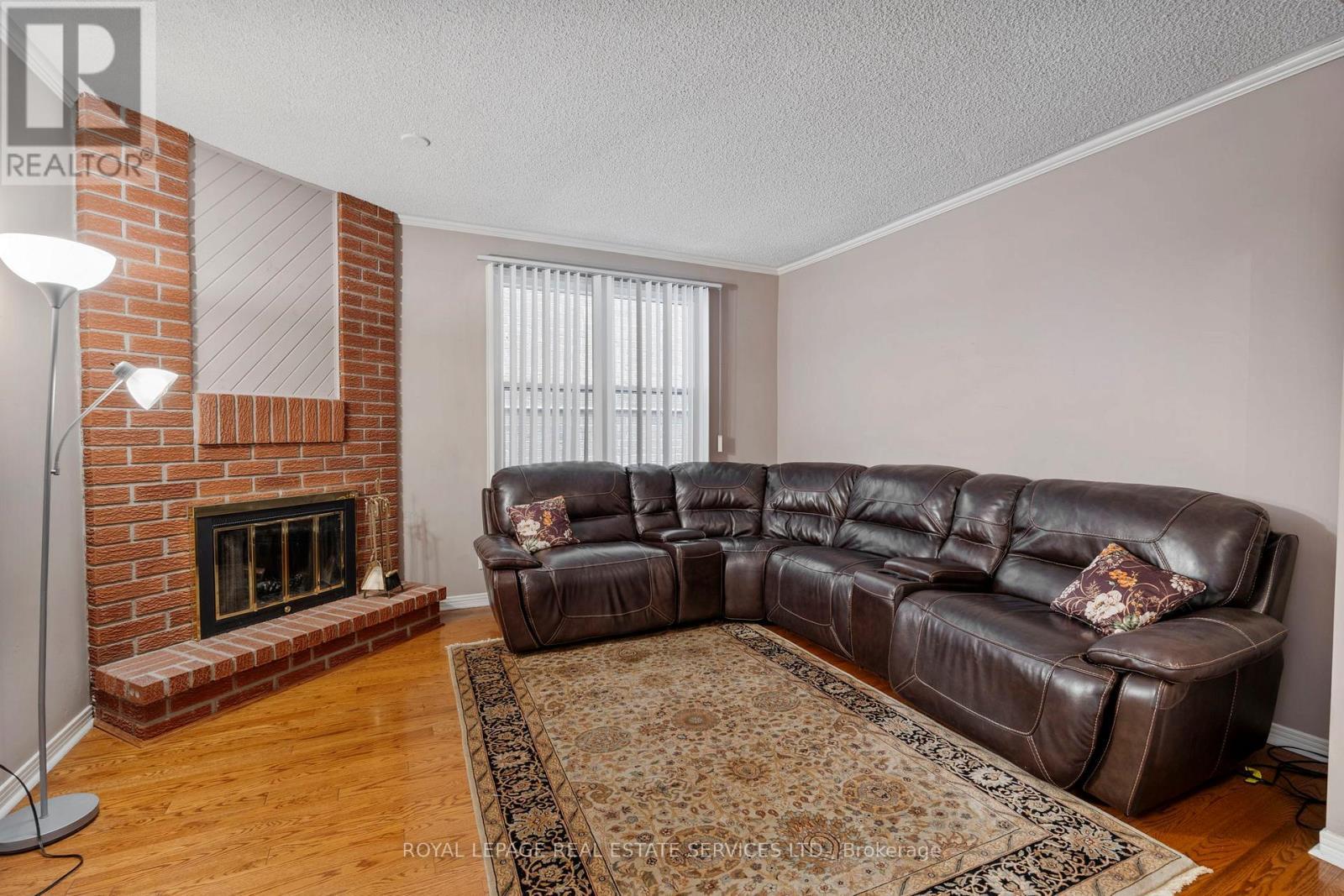












119 HEATHERTON WAY

,
Vaughan,




Ontario
L4J3E7

