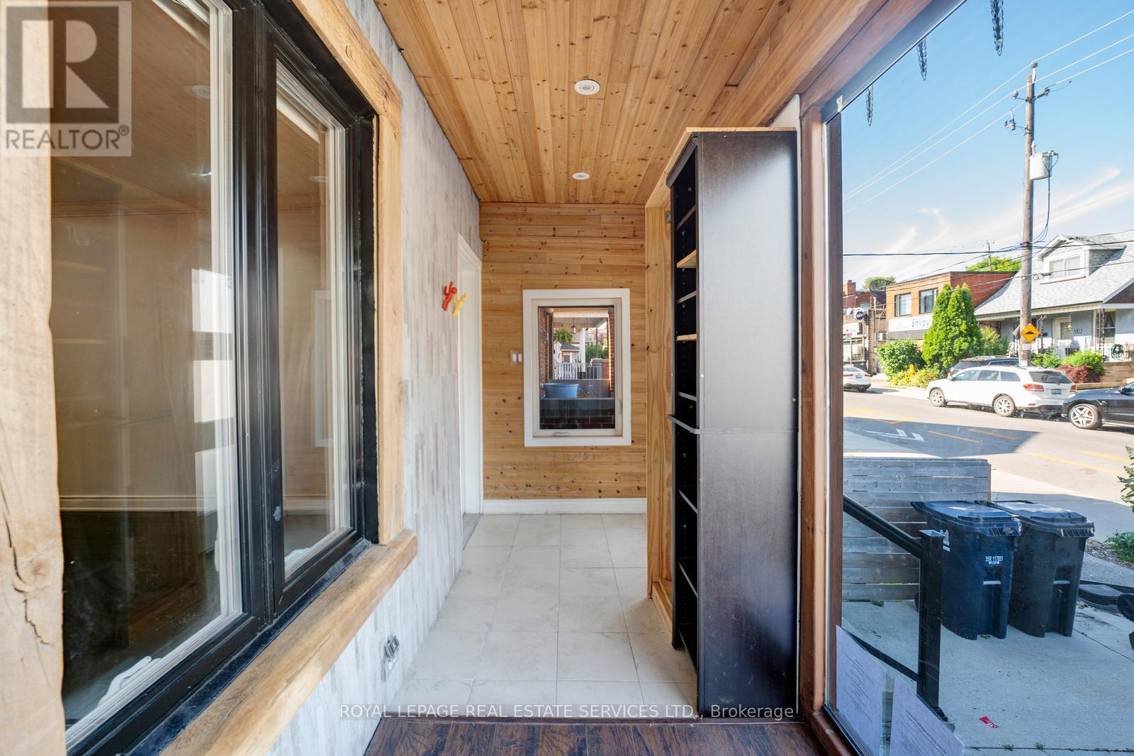 












310 SILVERTHORN AVENUE

,
Toronto,




Ontario
M6N3K6

